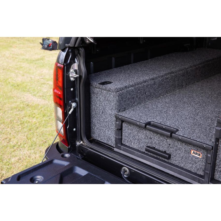 TAILGATE SEAL KIT 24+ MITSUBISHI TRITON