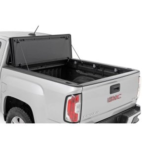 Hard tri-fold flip up bed cover Rough Country 6'