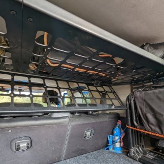 Movable cargo barrier Bison Gear