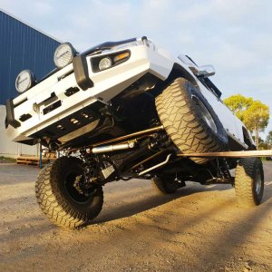 Super duty rear diff Brace kit Superior Engineering
