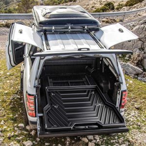 Sliding bed tray OFD