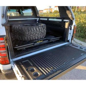 Sliding bed tray OFD