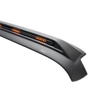 Hood shield protector Husky Liners Aeroskin Lightshield Pro