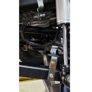 Front brake line bracket extension Clayton Lift 2-4"