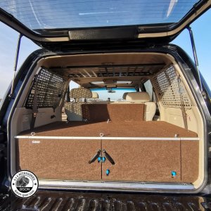 Roof shelf Bison Gear