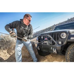 Winch with synthetic rope 8000 lbs Warn VR EVO 8-S