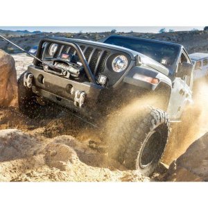 Winch with synthetic rope 8000 lbs Warn VR EVO 8-S