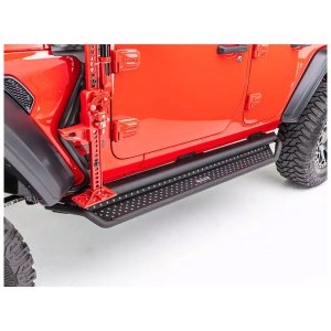Side steps Go Rhino Dominator Xtreme D1