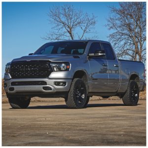 Power running boards HT-Series Rough Country Quad Cab