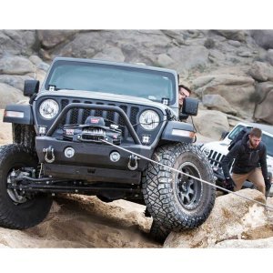 Winch with synthetic rope 10 000 lbs Warn VR EVO 10-S