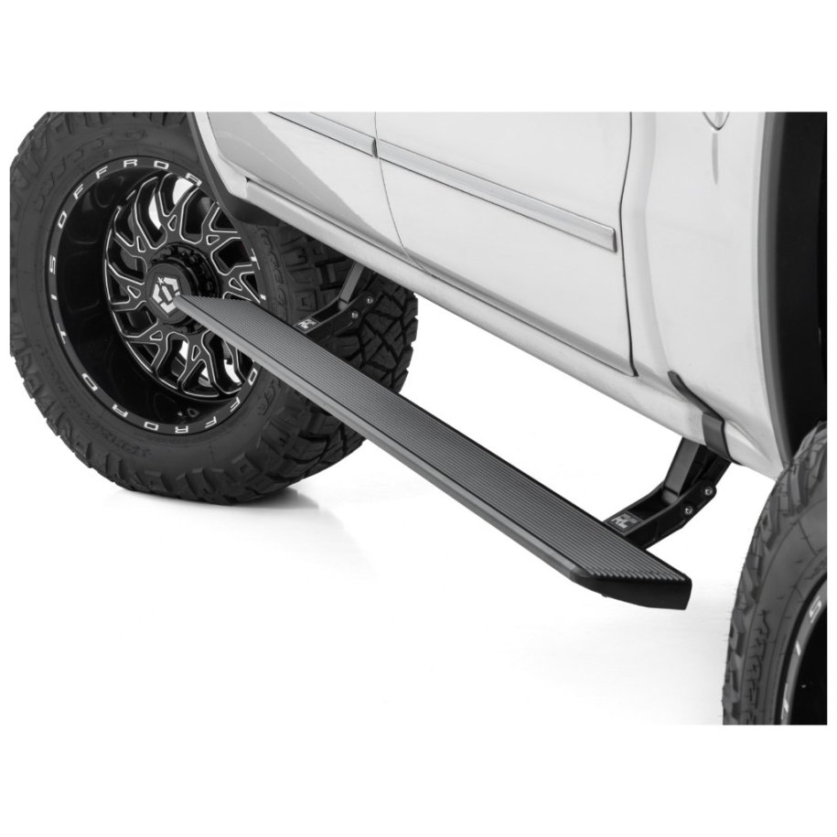 Power running boards HT-Series Rough Country Crew Cab