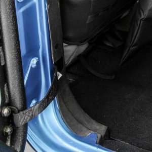 Adjustable door strap Smittybilt