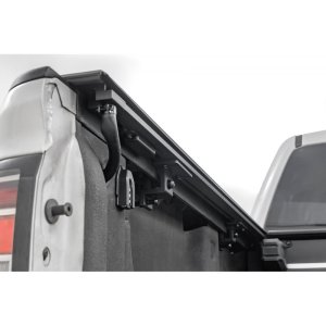 Powered retractable bed cover Rough Country 5'9"