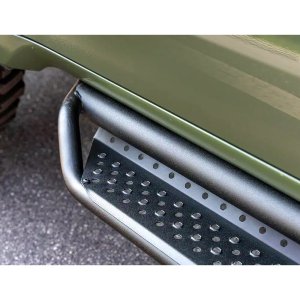 Side steps Go Rhino Dominator Xtreme D1
