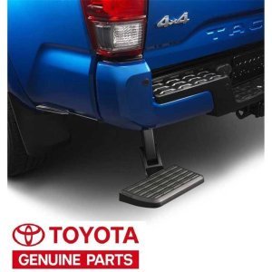 Retractable bumper step RealTruck AMP