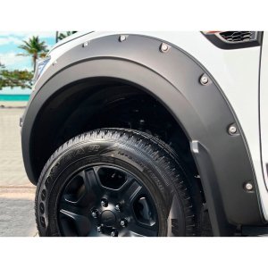Front and rear fender flares Air Design Super Bolt