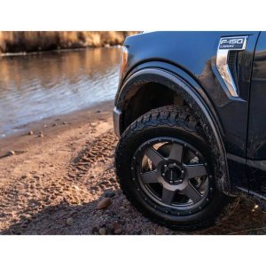 Front and rear fender flares Husky Liners OE Style