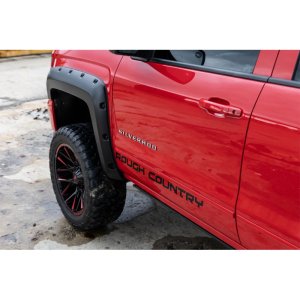Front and rear fender flares Rough Country Pocket