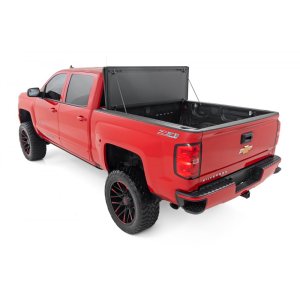 Hard bed cover tri-fold flip up Rough Country 5'9"