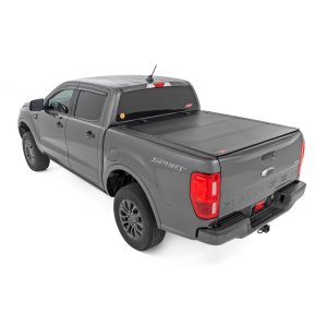 Hard bed cover tri-fold flip up Rough Country 5'