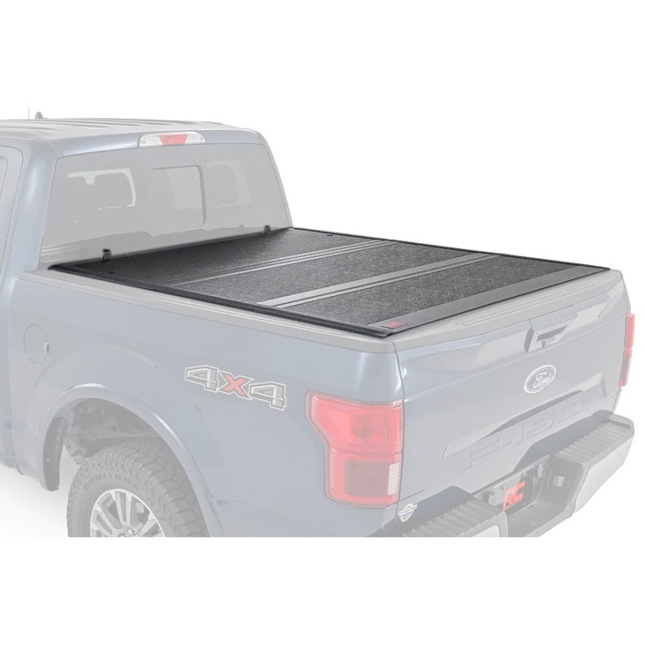 Hard bed cover tri-fold low profile Rough Country 5'7"
