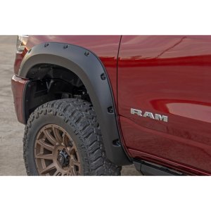 Front and rear fender flares Rough Country Pocket