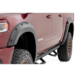 Front and rear fender flares Rough Country Pocket