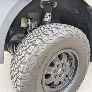 Auxiliary front nitro shocks Agile Offroad & FOX Performance 2.0 IFP Lift 0-2"