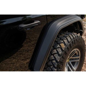 Front and rear fender flares RealTruck Bushwacker HyperForm